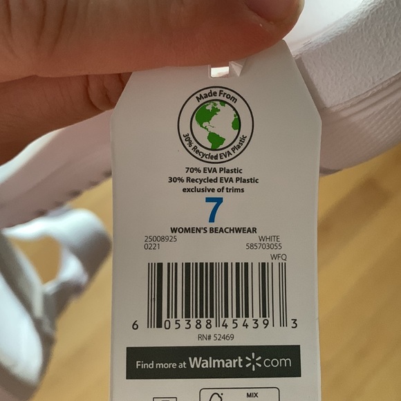 NWT White Velcro strap sandals - Picture 3 of 3